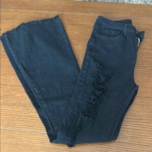 Trendy Black Distressed Jeans